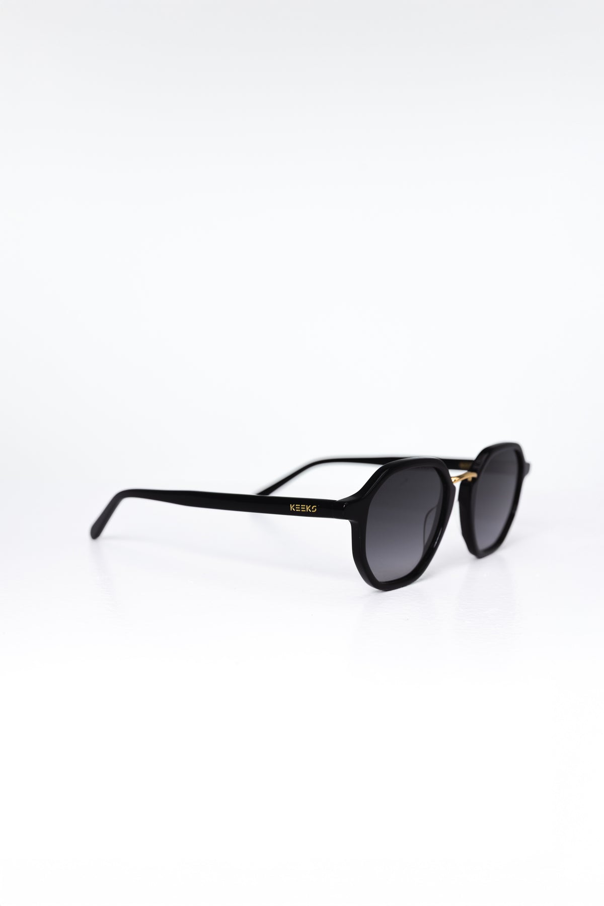 HAYES | Black
